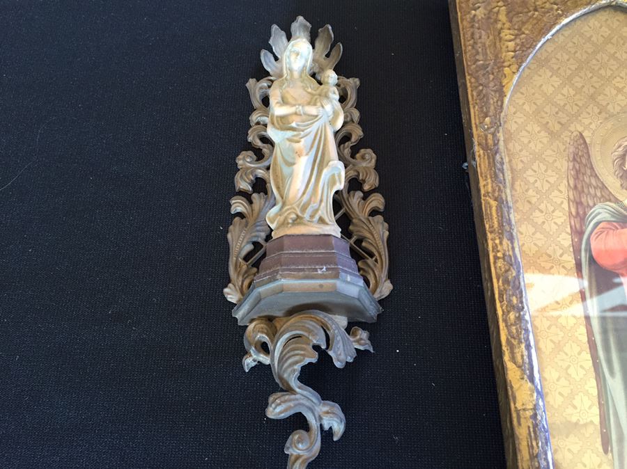 Catholic Decor Lot [Photo 10]