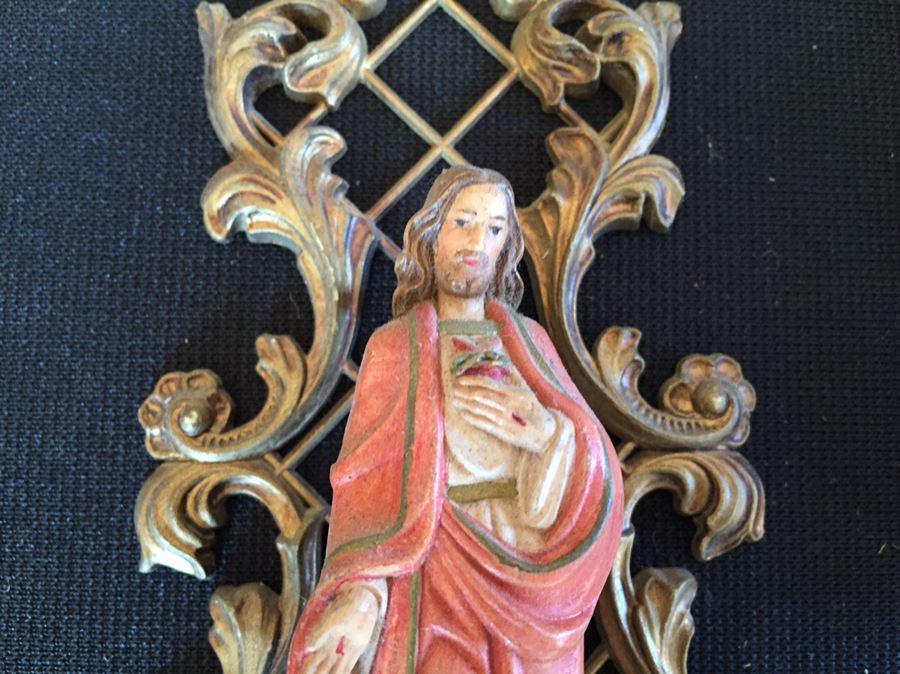 Catholic Decor Lot [Photo 6]