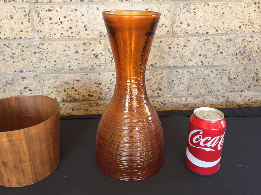 Mid-Century Bucket And Vase [Photo 3]