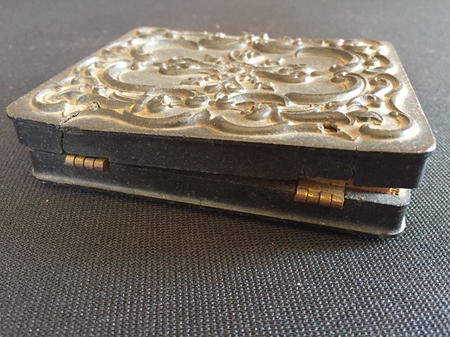 Old Daguerreotype Photo [Photo 5]