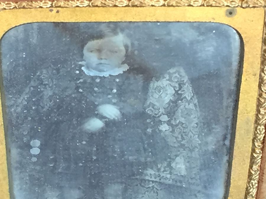 Old Daguerreotype Photo [Photo 8]