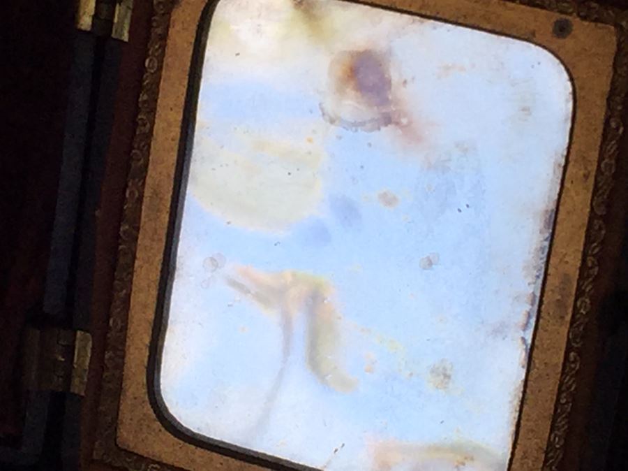 Old Daguerreotype Photo [Photo 10]