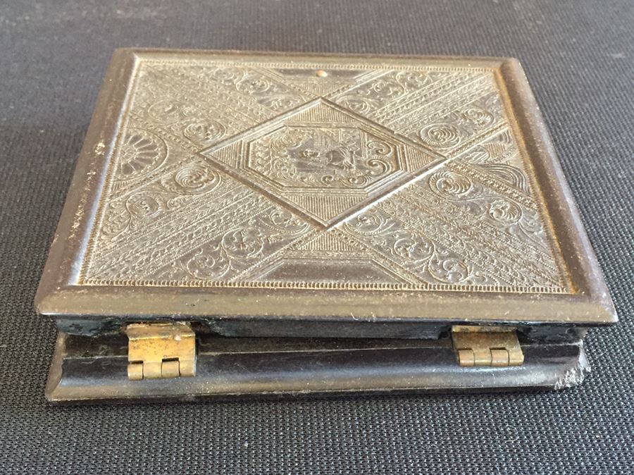 Old Daguerreotype Photos [Photo 7]