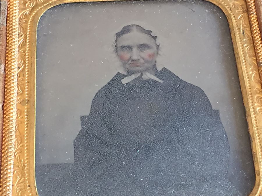 Old Daguerreotype Photos [Photo 3]