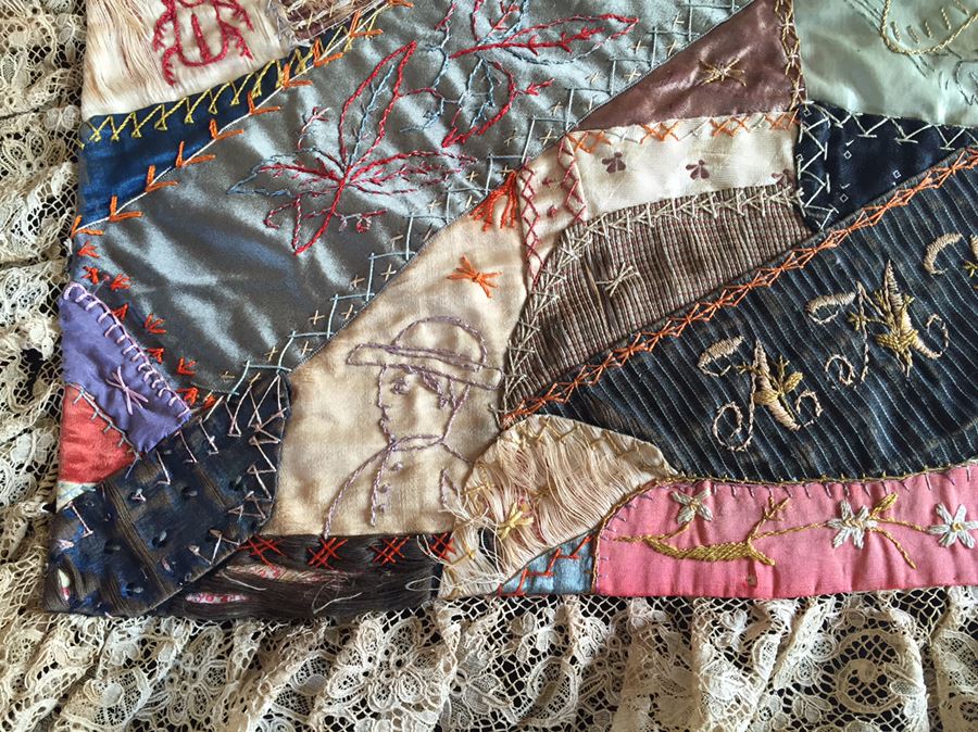 Old Crazy Quilt [Photo 5]