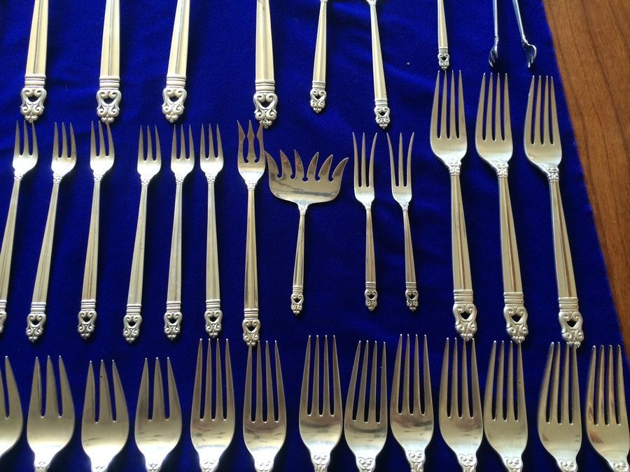 International Sterling Royal Danish Pattern Sterling Silver Flatware Set - 146 PIECES [Photo 10]