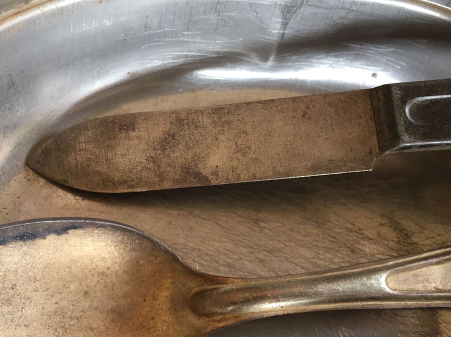 1942 U.S. Military WW II Backpack With Canteen, Mess Kit And Flatware [Photo 17]