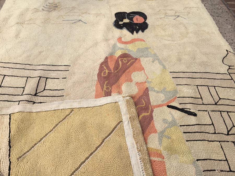Handmade Rug Featuring Geisha [Photo 8]