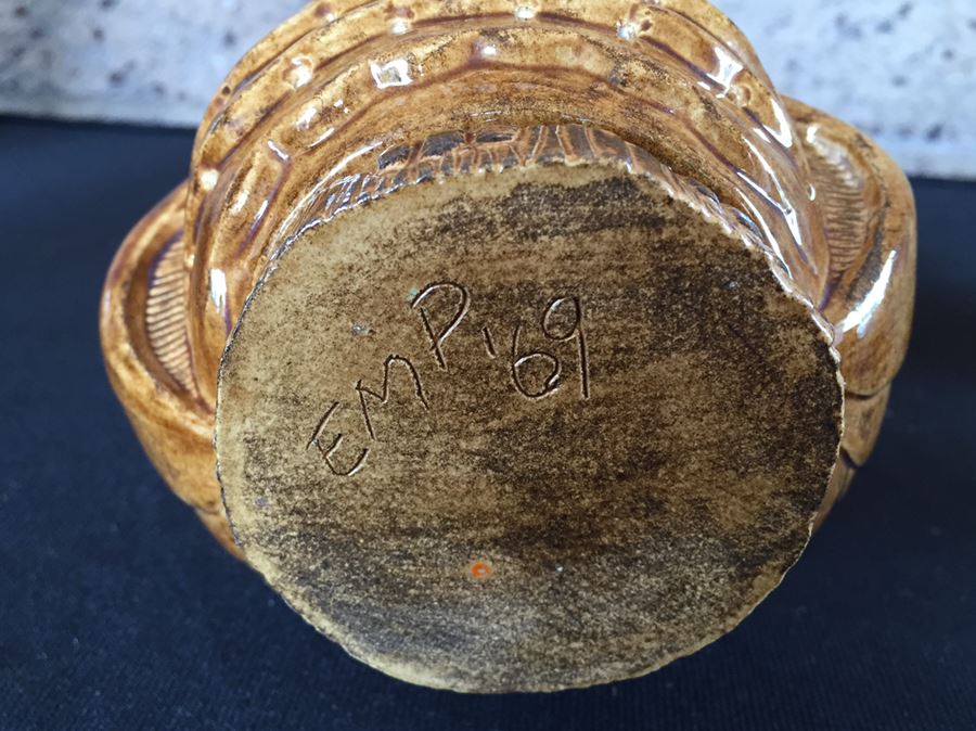 Collection Of Owls Including A Pair Of Alaskan Inuit Carved Soapstone Figures Signed Kenock [Photo 18]