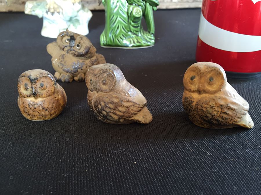 Collection Of Owls Including A Pair Of Alaskan Inuit Carved Soapstone Figures Signed Kenock [Photo 15]