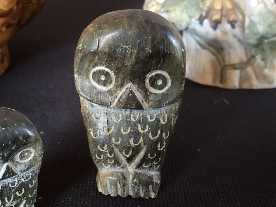 Collection Of Owls Including A Pair Of Alaskan Inuit Carved Soapstone Figures Signed Kenock [Photo 5]