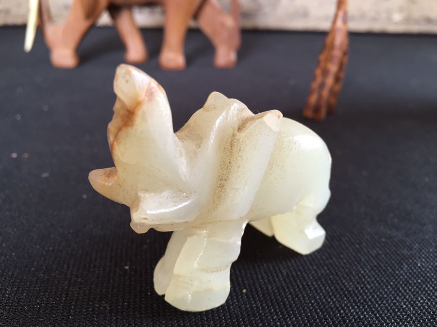 Collection Of Various Wood And Stone Carved Animals And Metal Sculpture Animals [Photo 12]