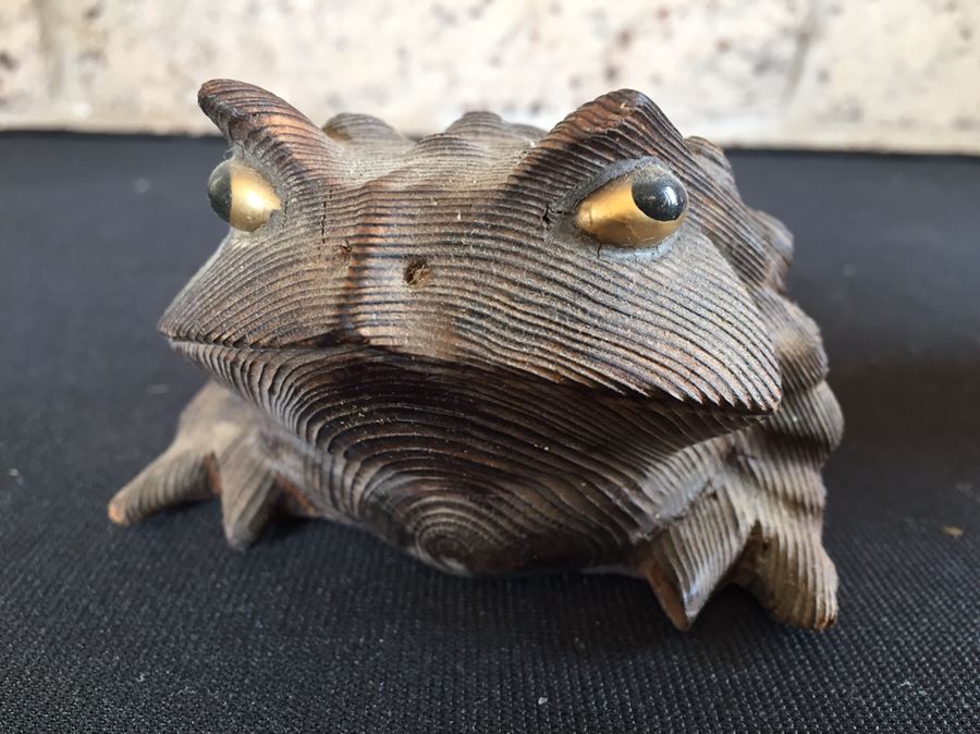 Wood Carved Frog Sculpture Japan [Photo 3]
