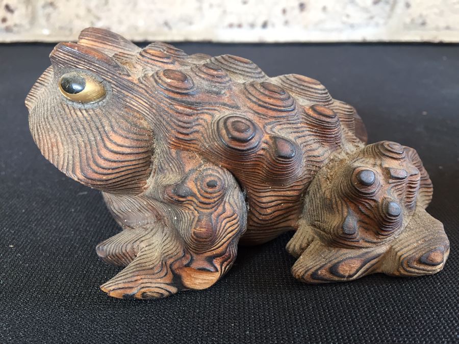 Wood Carved Frog Sculpture Japan [Photo 6]
