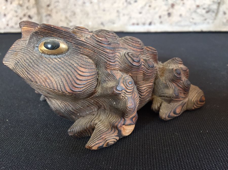 Wood Carved Frog Sculpture Japan [Photo 5]