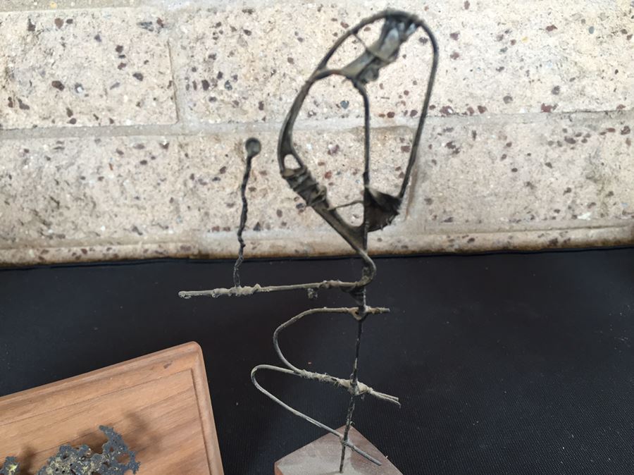 Pair Of Metal Sculptures [Photo 8]