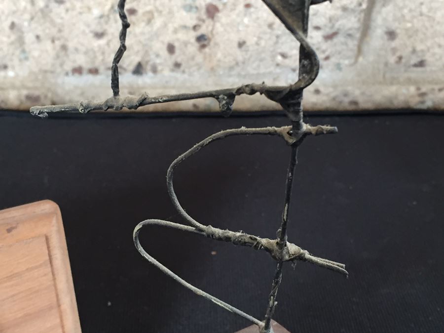 Pair Of Metal Sculptures [Photo 11]