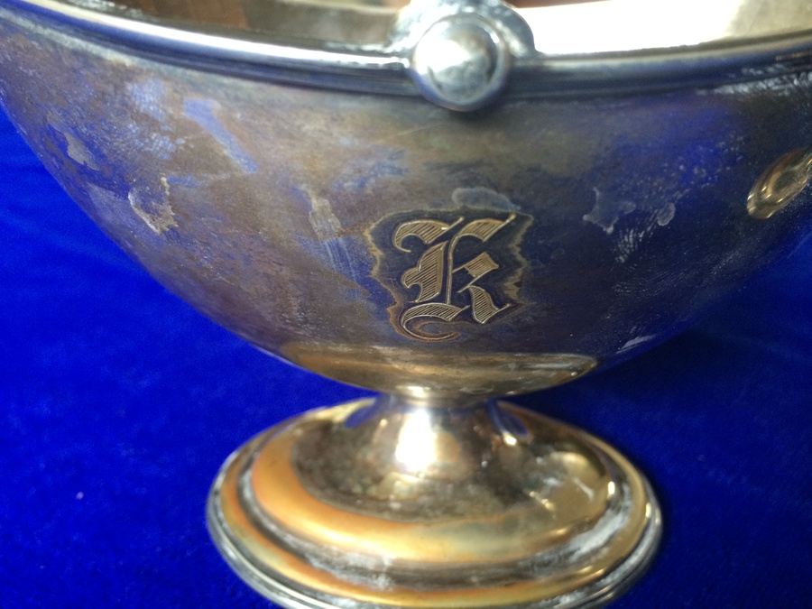 Reed & Barton 2030 Sugar Basket w/ Swining Handle and Creamer Silverplate [Photo 8]