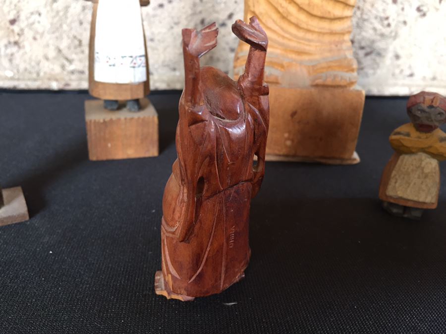 Carved Wooden Figurine Lot [Photo 4]