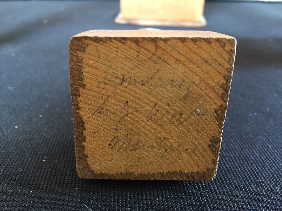 Carved Wooden Figurine Lot [Photo 16]