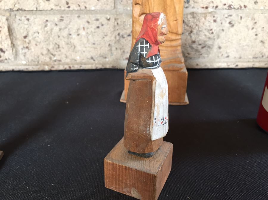 Carved Wooden Figurine Lot [Photo 14]