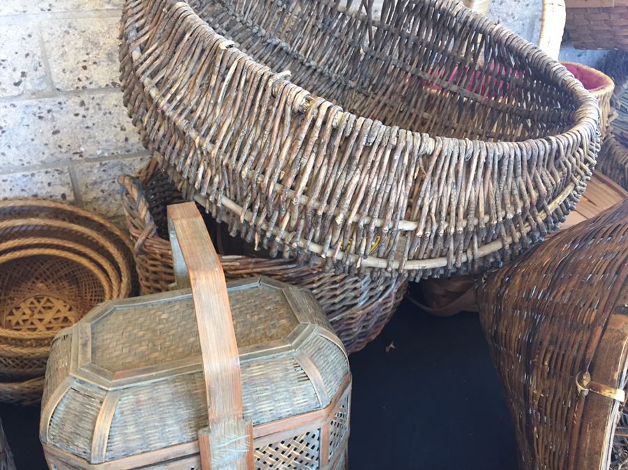 Huge Lot Of Various Baskets [Photo 7]
