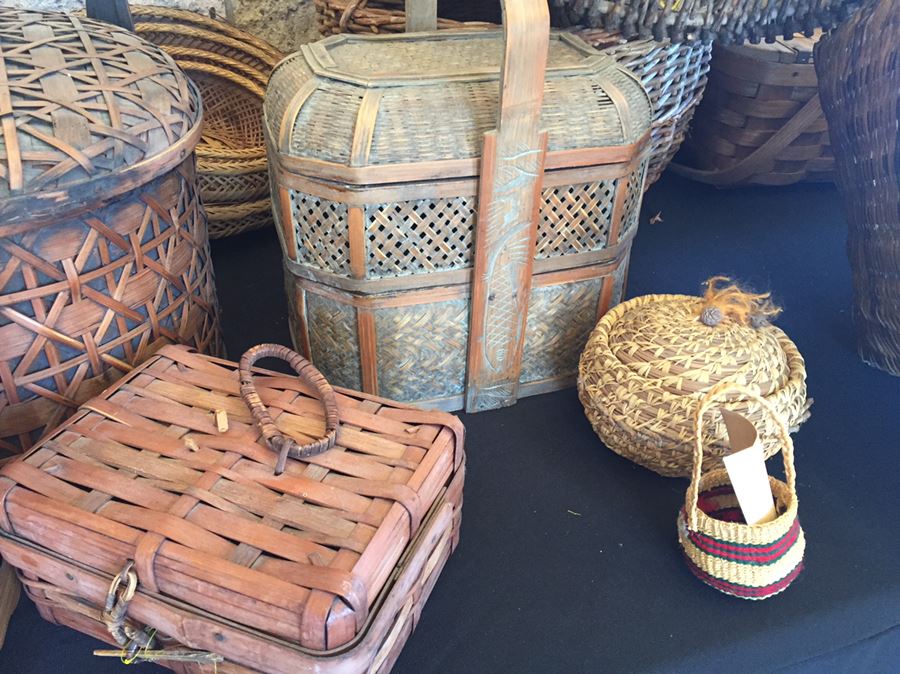 Huge Lot Of Various Baskets [Photo 3]