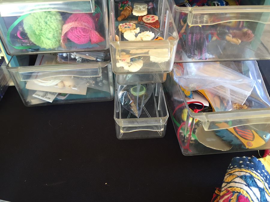 HUGE Lot Of Various Beads And Crafting Items Lot [Photo 6]