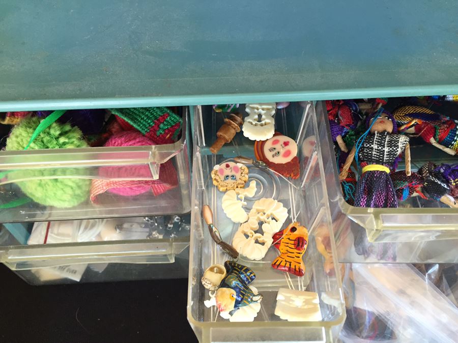 HUGE Lot Of Various Beads And Crafting Items Lot [Photo 5]