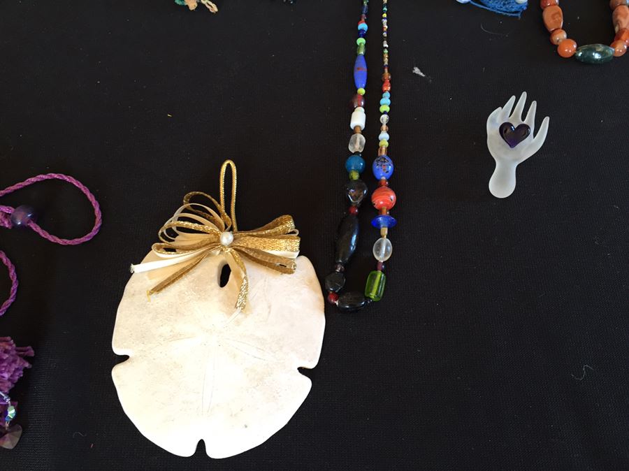 Large Jewelry And Box Lot Includes Various Necklaces, Brooches And Boxes [Photo 14]