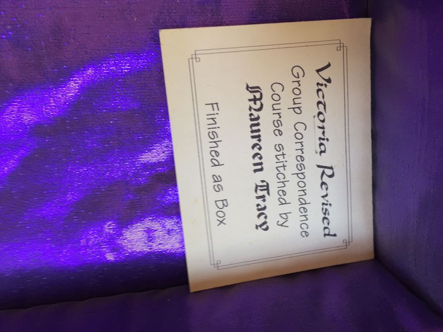 Large Jewelry And Box Lot Includes Various Necklaces, Brooches And Boxes [Photo 19]