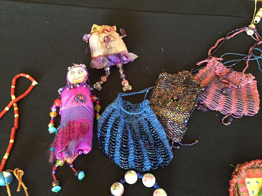 Large Jewelry And Box Lot Includes Various Necklaces, Brooches And Boxes [Photo 23]