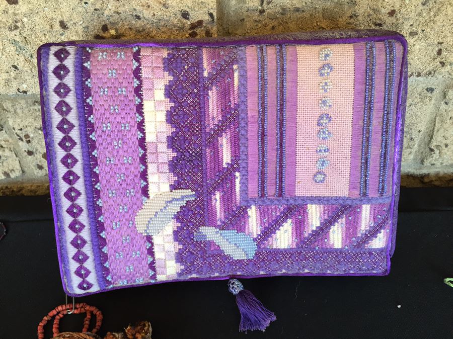 Large Jewelry And Box Lot Includes Various Necklaces, Brooches And Boxes [Photo 18]