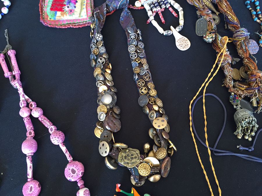 Large Jewelry And Box Lot Includes Various Necklaces, Brooches And Boxes [Photo 21]