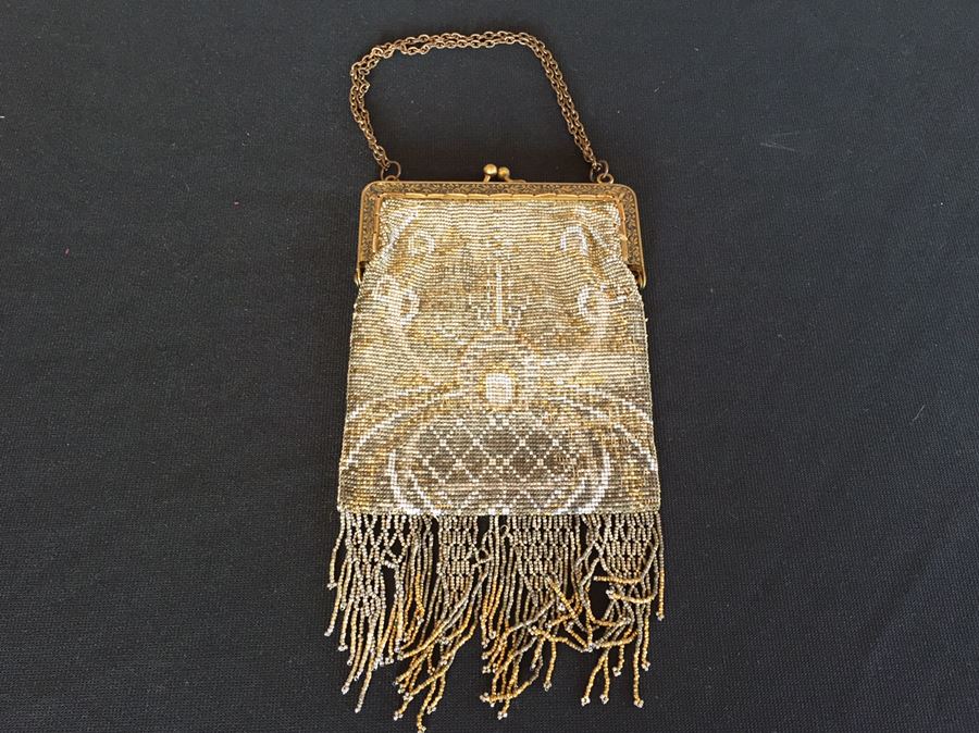 Stunning Vintage Beaded Purse France [Photo 13]