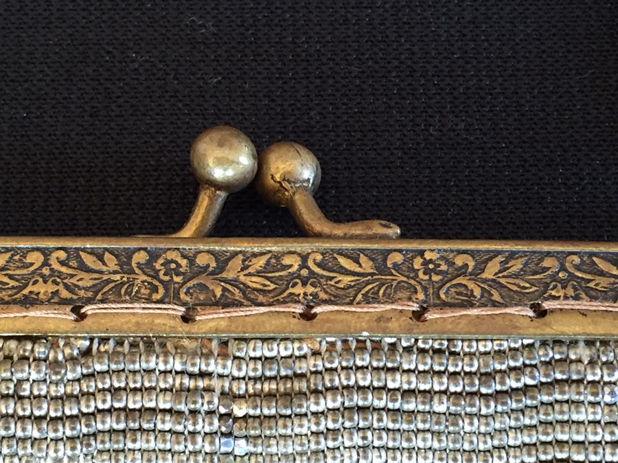 Stunning Vintage Beaded Purse France [Photo 3]
