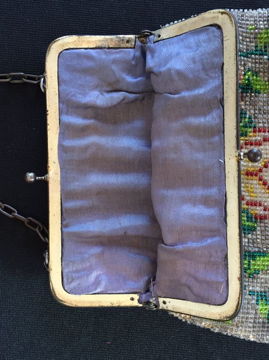 Stunning Vintage Beaded Purse [Photo 9]
