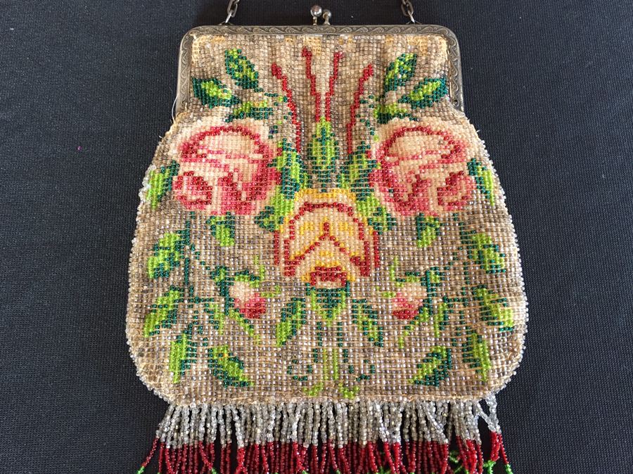 Stunning Vintage Beaded Purse [Photo 2]