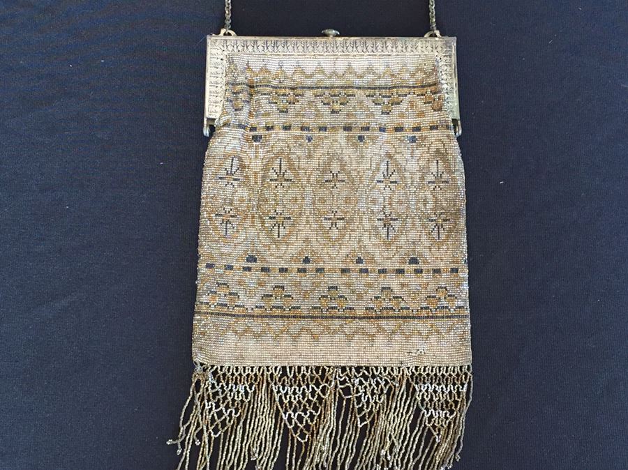 Stunning Vintage Beaded Purse French [Photo 13]