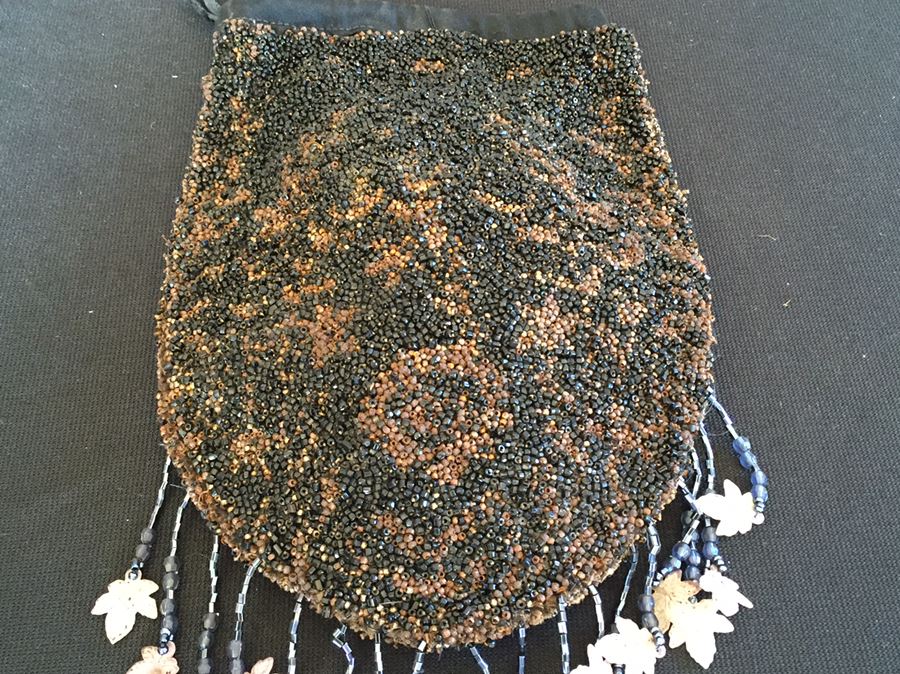 Nice Beaded Purse [Photo 2]