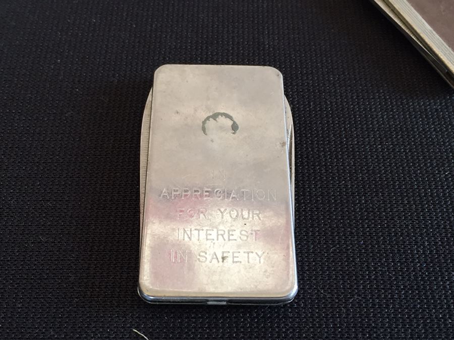 Interesting Men's Dresser Drawer Lot With Zippo Lighter, Pair Of Brass Frontier Casino Las Vegas Belt Buckles And Other Items [Photo 10]