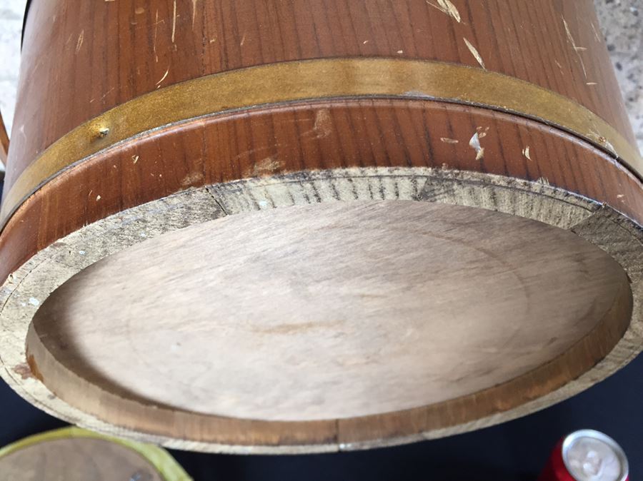 Vintage Wooden Storage Bucket With Lid And Handle [Photo 7]