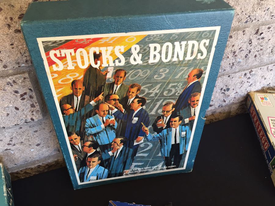 Vintage Game Lot [Photo 8]