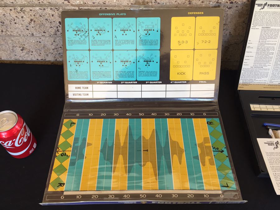 Vintage Thinking Man's Football Game A 3M Sports Game [Photo 7]