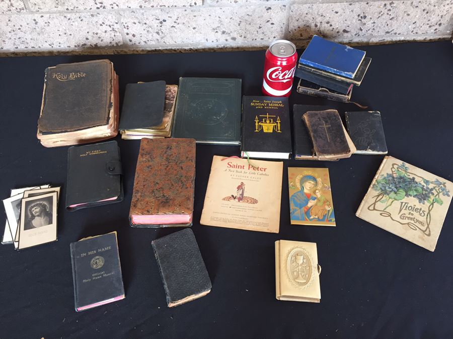 Vintage Bibles And Catholic Items Lot [Photo 1]