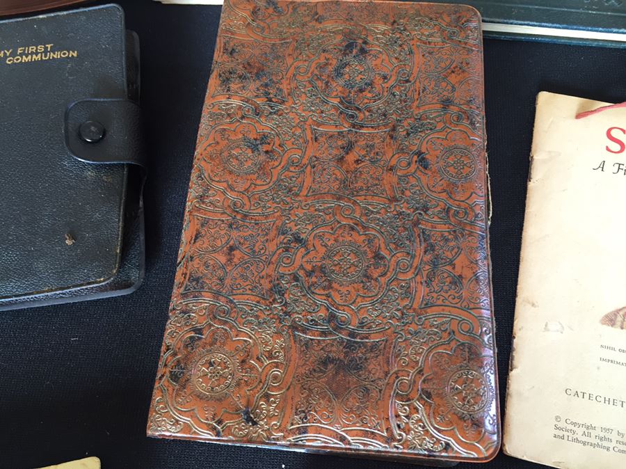 Vintage Bibles And Catholic Items Lot [Photo 16]