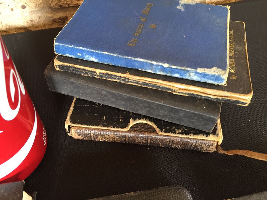 Vintage Bibles And Catholic Items Lot [Photo 13]
