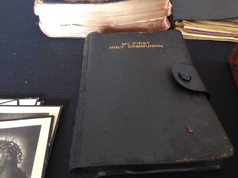Vintage Bibles And Catholic Items Lot [Photo 19]