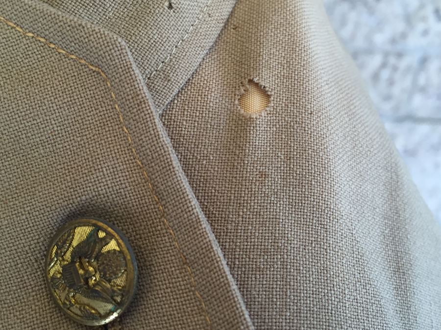 WW II Military Pilot's Uniform United States Army Air Forces [Photo 6]