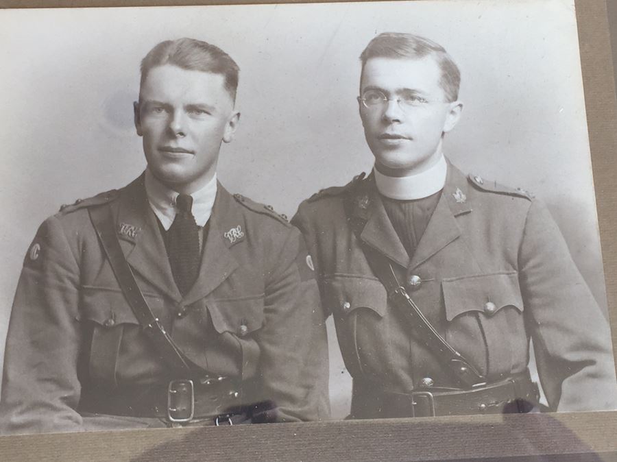 Pair Of Framed Military Photos Priest 1918 London England Photography Studio Lafayette [Photo 9]